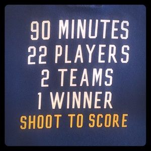 ⚽️NEW PRICE⚽️ABERCROMBIE SOCCER GRAPHIC T-SHIRT XL